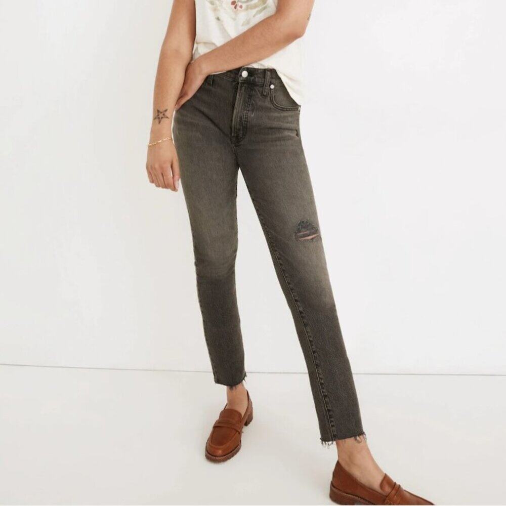 Madewell The Perfect Vintage Jean in Cosner Wash: Knee-Rip Edition Gray Denim